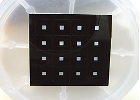 Silicon nitride membrane multi-frame arrays
